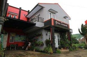  Green Savanah Homestay  Kejajar